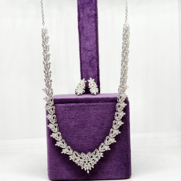 Royal Antique Grace Silver Nacklace