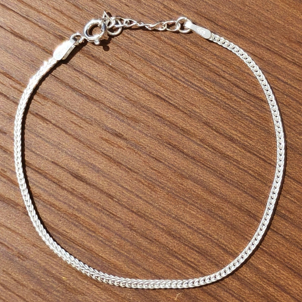 Everyday Elegance Chain Silver Bracelet