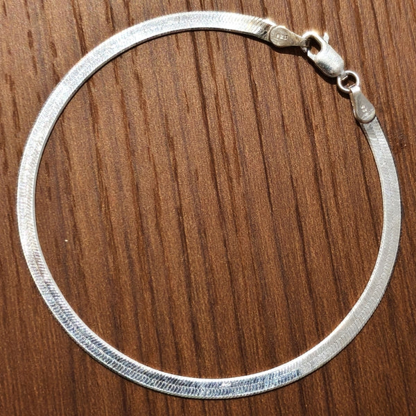 Timeless Elegance Link Silver Bracelet