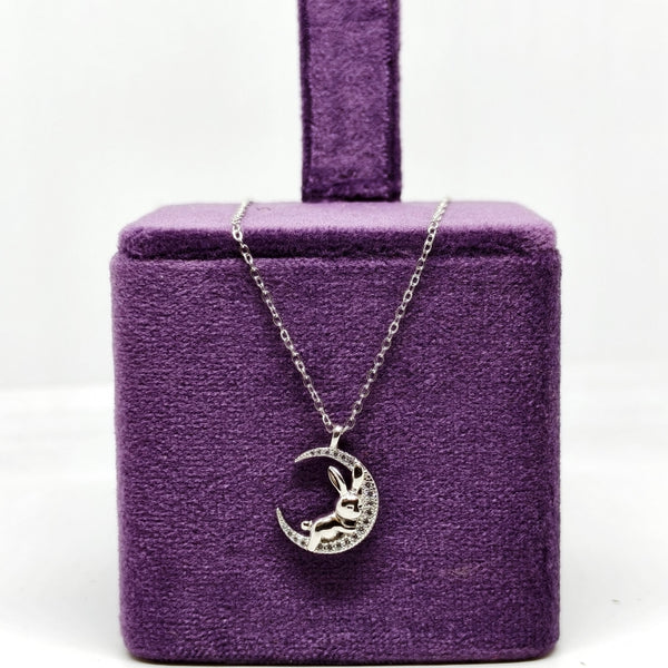 Moon & Manor Silver Antique Jewellery