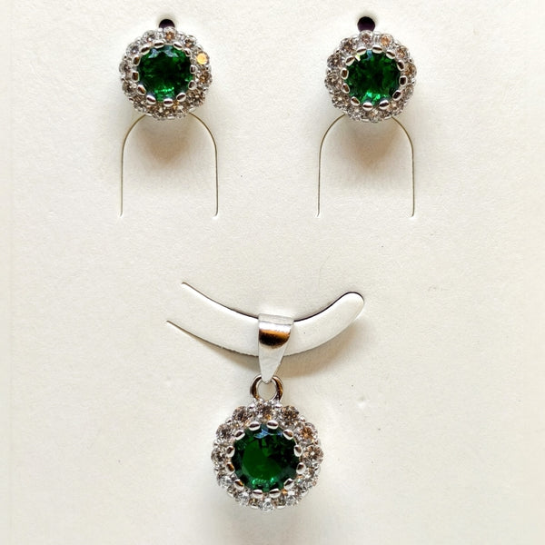 Vintage Royale Earrings Pendant Set