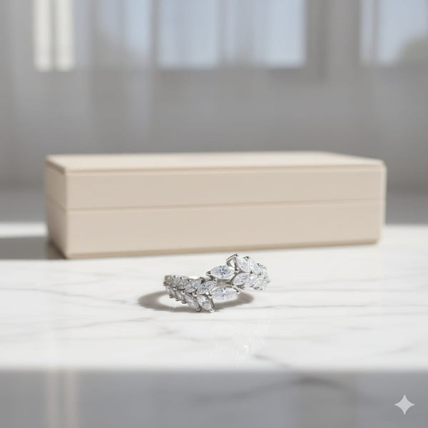 Elegant Sparkle silver ring