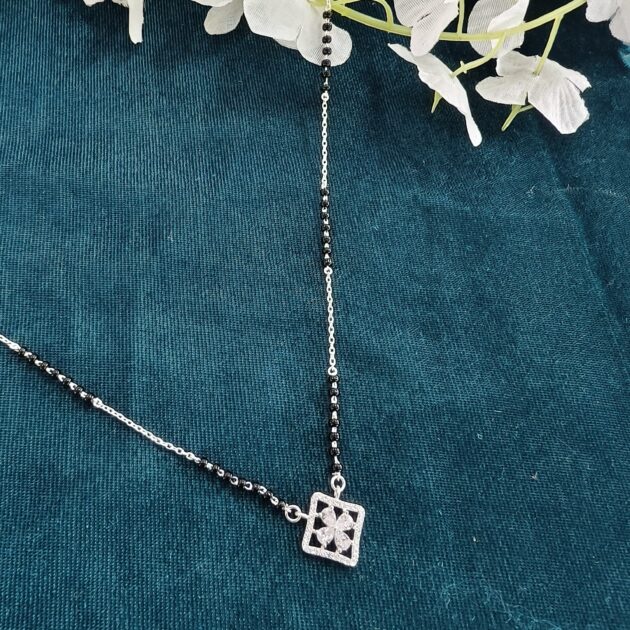 Sailing in Love Mangalsutra
