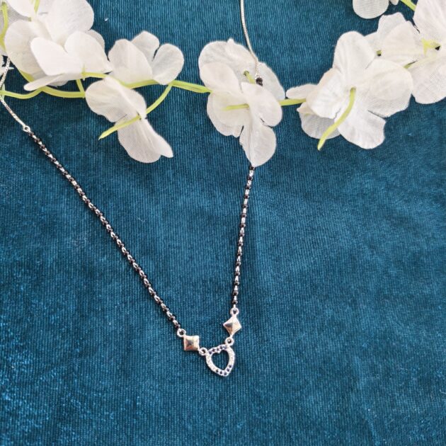 Three Stone Mangalsutra