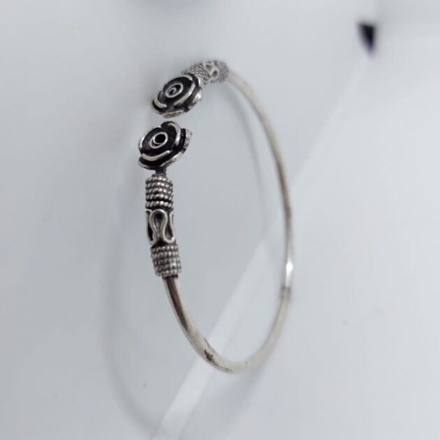 Handmade Flower Shape Design 925 Sterling Silver Kada - Image 3