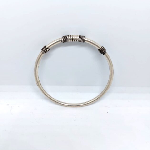 Black Twisted silver Kada