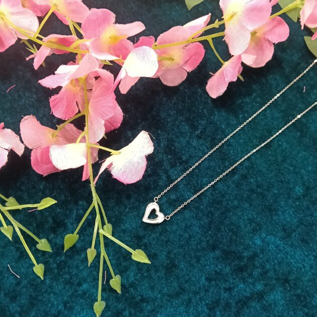 Victorian Rose Pendant - Image 3
