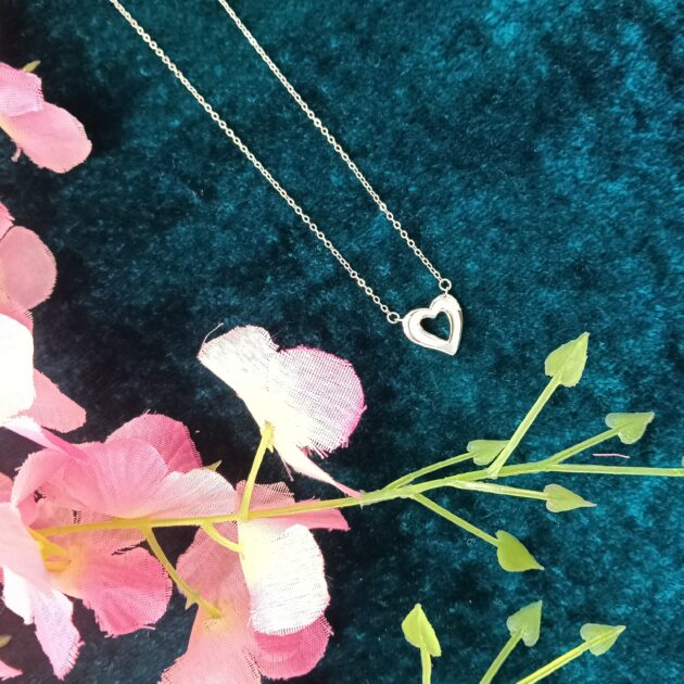 Victorian Rose Pendant - Image 2
