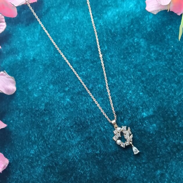 Celestial Kiss Necklace - Image 3