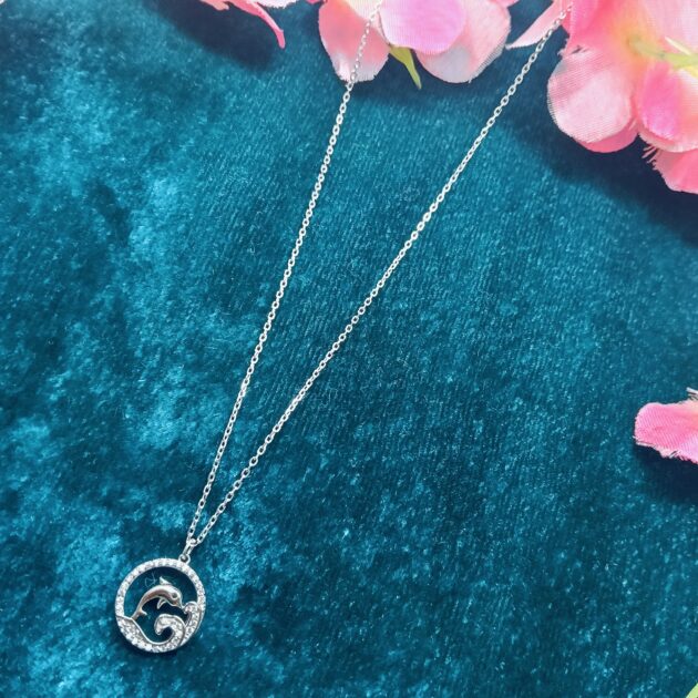 Eternal Knot Pendant - Image 2