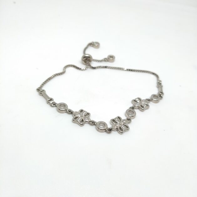 Raya Lotus Bloom Bracelet - Image 2