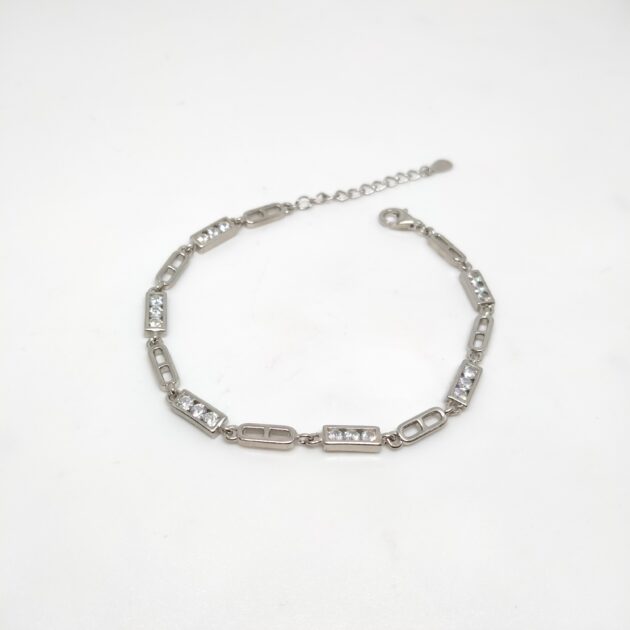 Raya Artistic Ripple Bracelet