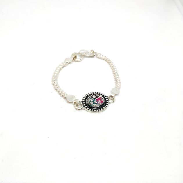 Raya Artistic Pebble Rounds Bracelet