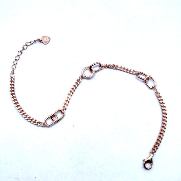 Raya Modern Box Chain Bracelet - Image 3