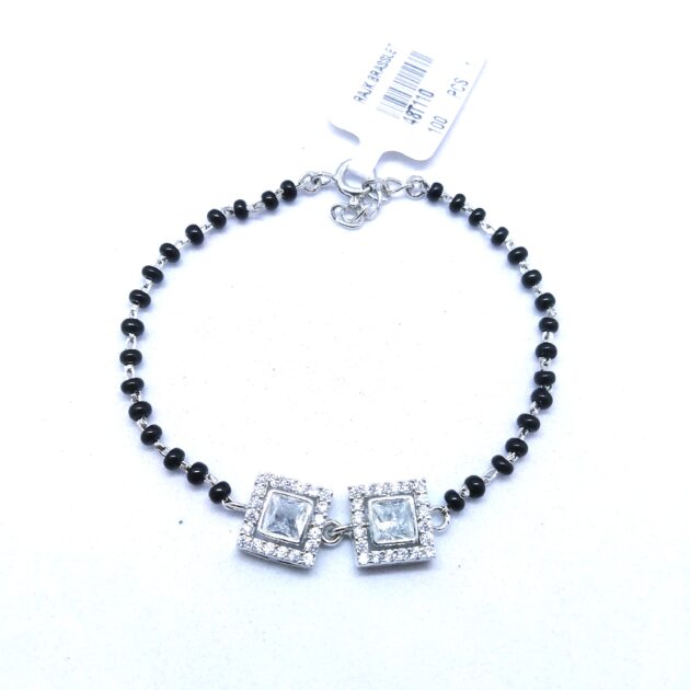Raya Heritage Mandala Disc Bracelet - Image 2
