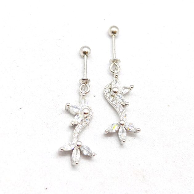Sienna Leaf Earrings - Image 3