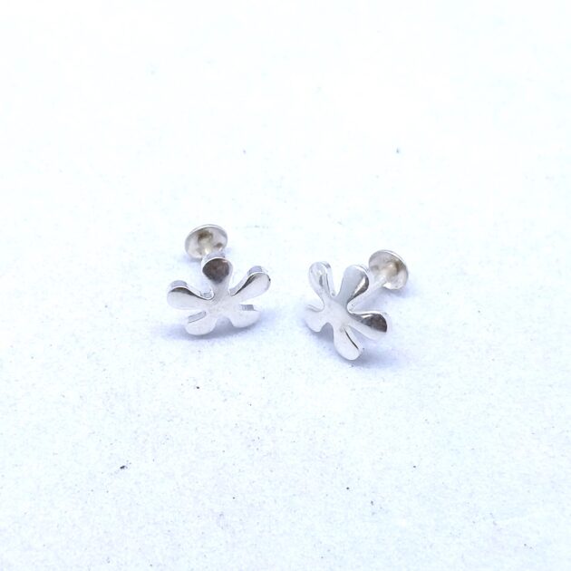 Silver Knot Earrings - Image 3