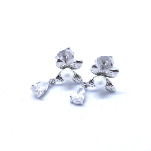 Nova Sparks Earrings - Image 2