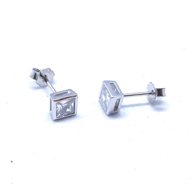Sienna Leaf Earrings - Image 3