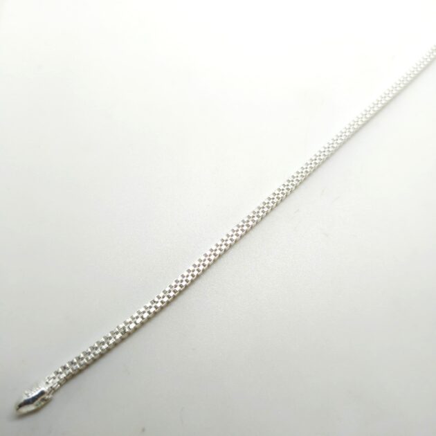 Classic Box Chain Bracelet - Image 3