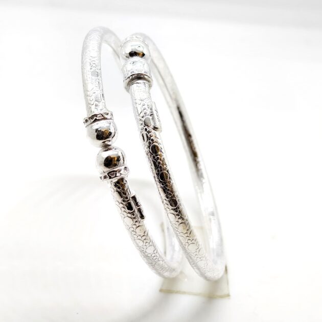 Antique Ball Screw Kada - Image 3