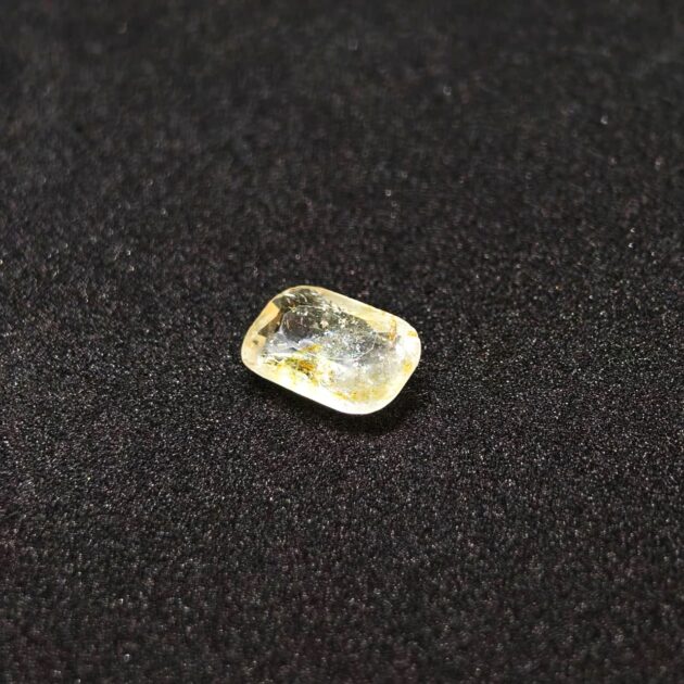 Real Natural Pukhraj (Yellow Sapphire) - Image 4