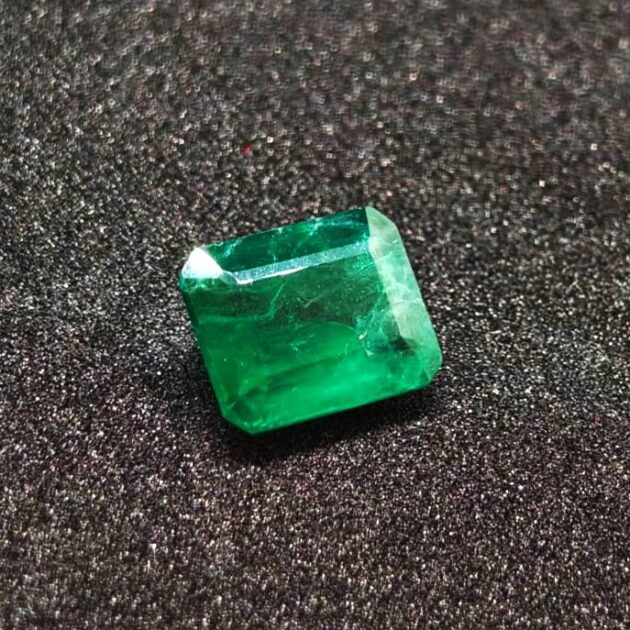 Real Natural Panna (Emerald) Gemstone