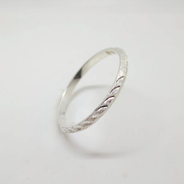 Round Solid Bold Silver Kada - Image 3