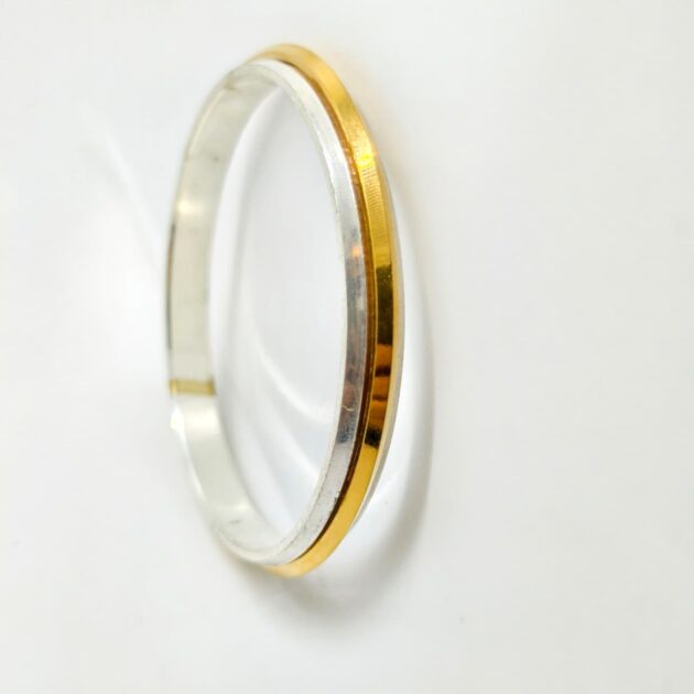 Edge‑Ribbed Two‑Tone Gilded Silver Kara - Image 3
