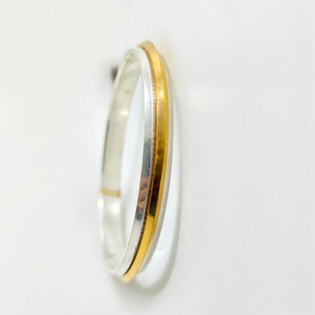 Edge‑Ribbed Two‑Tone Gilded Silver Kara - Image 2