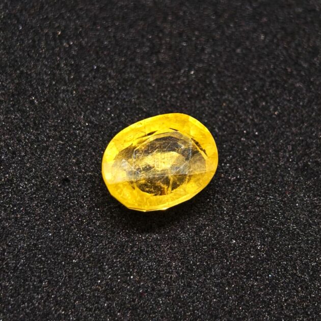 Real Natural 7.35 Cts Pukhraj (Yellow Sapphire) Gemstone