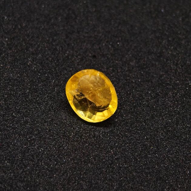 5.40Cts Real Natural Pukhraj (Yellow Sapphire) Gemstone