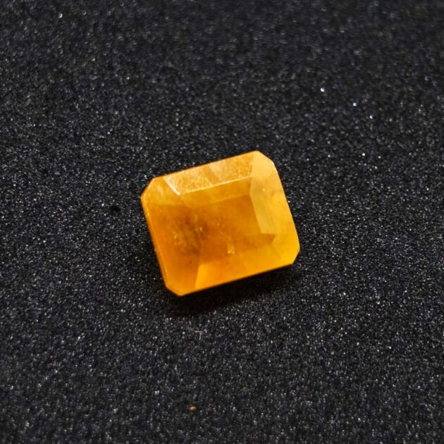 Real Natural Yellow 7.77 Cts Pukhraj (Yellow Sapphire)