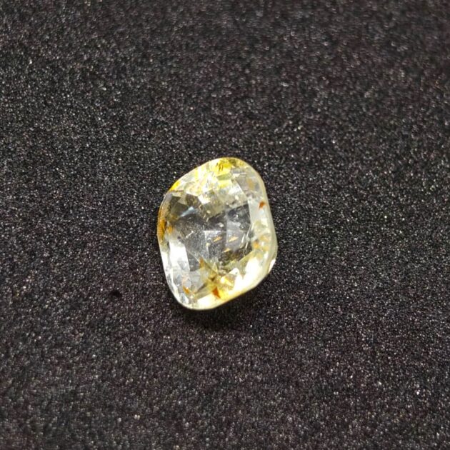 Real Natural 5.12 cts Pukhraj (Yellow Sapphire) Gemstone - Image 3
