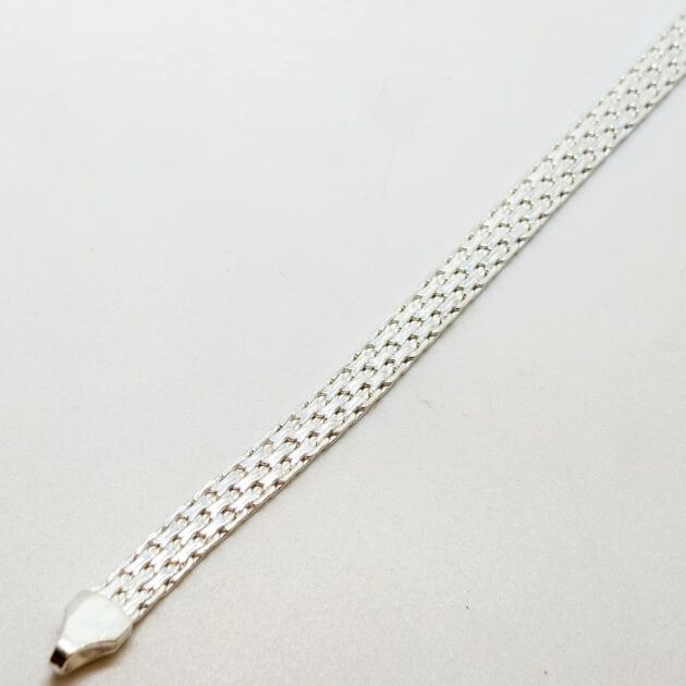 Modern Plain Link Bracelet