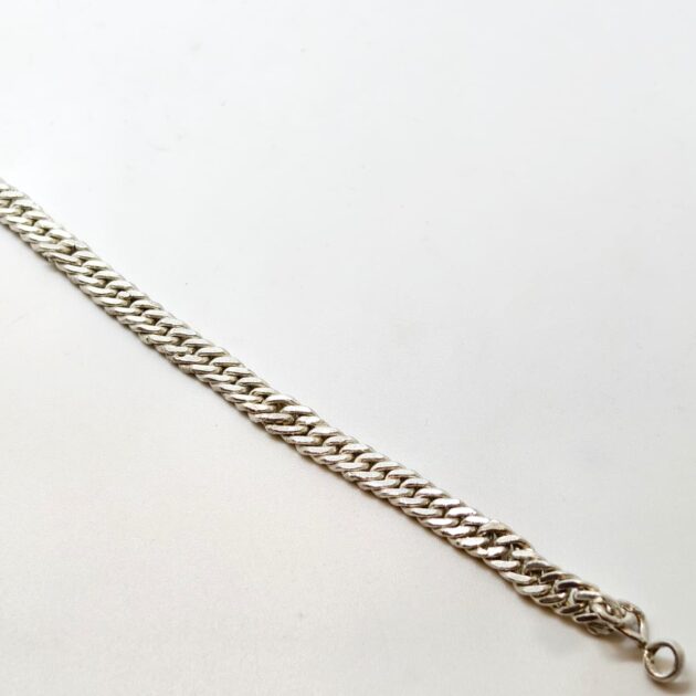 Heritage Solid Chain Bracelet - Image 3