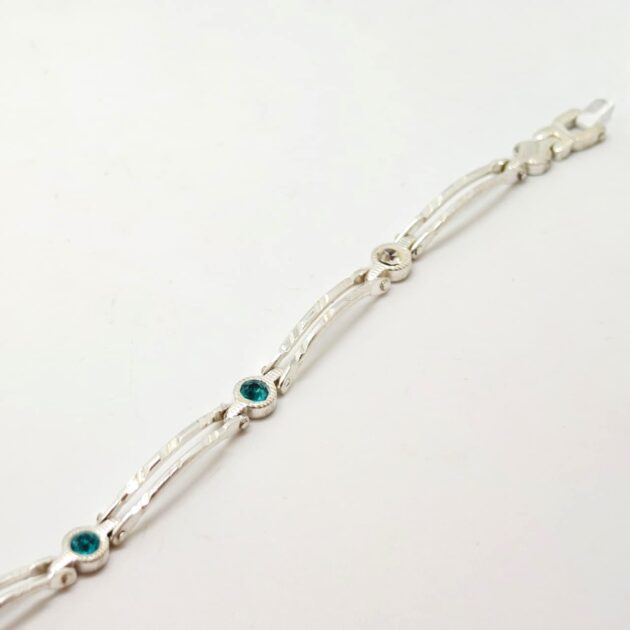 Silver Figaro Chain Bracelet - Image 3