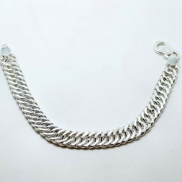 Plain Oval Link Bracelet - Image 3