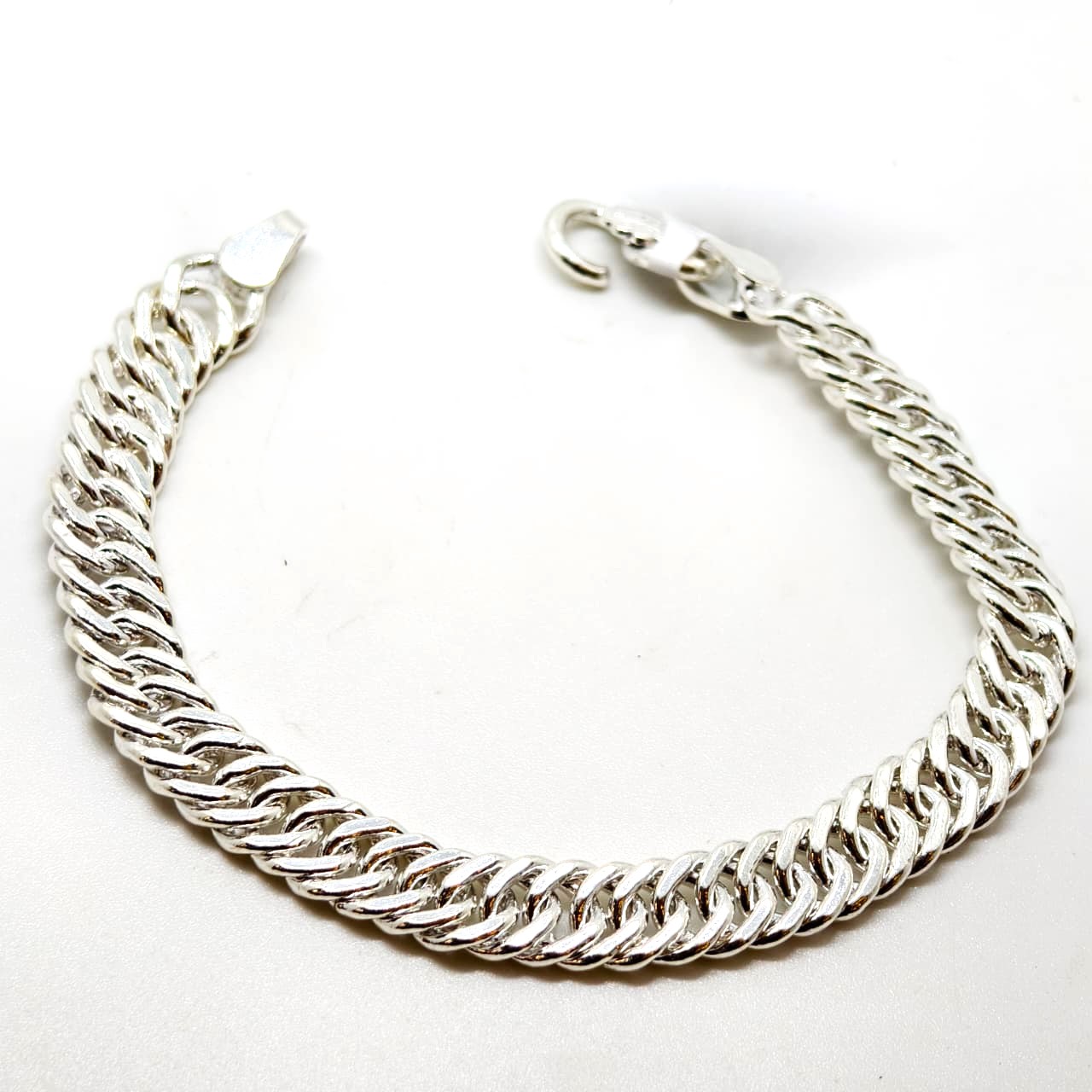 Polished Curb Chain Bracelet