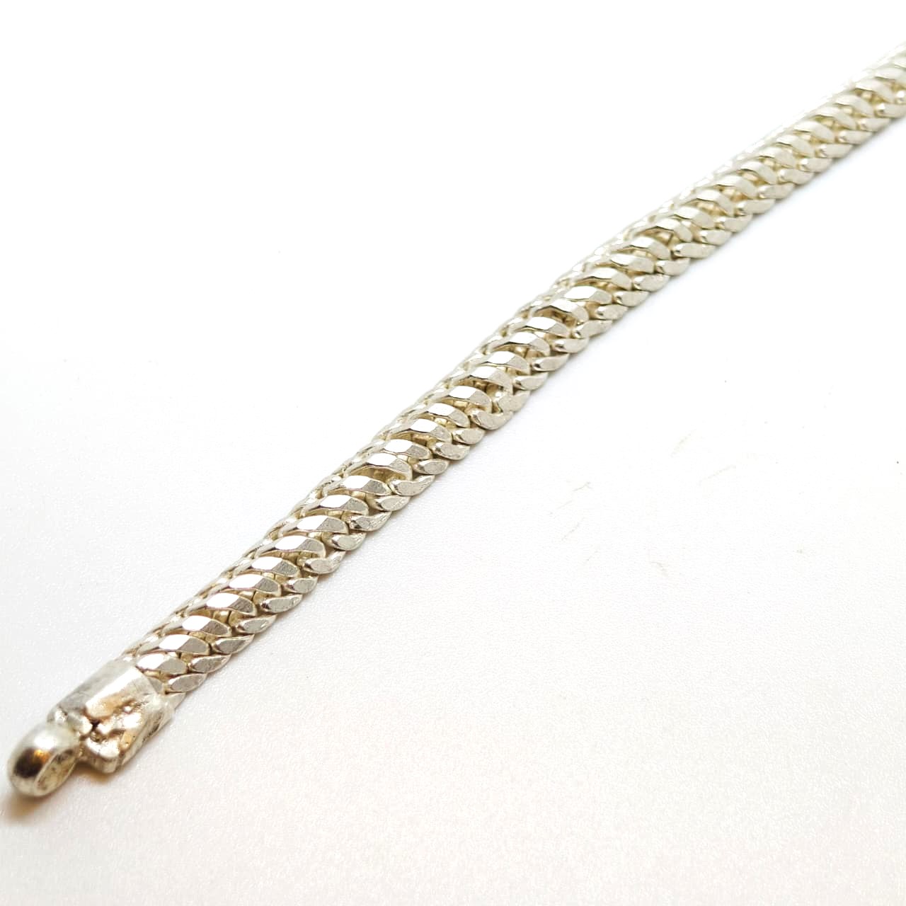 Modern Plain Chain Bracelet - Image 2