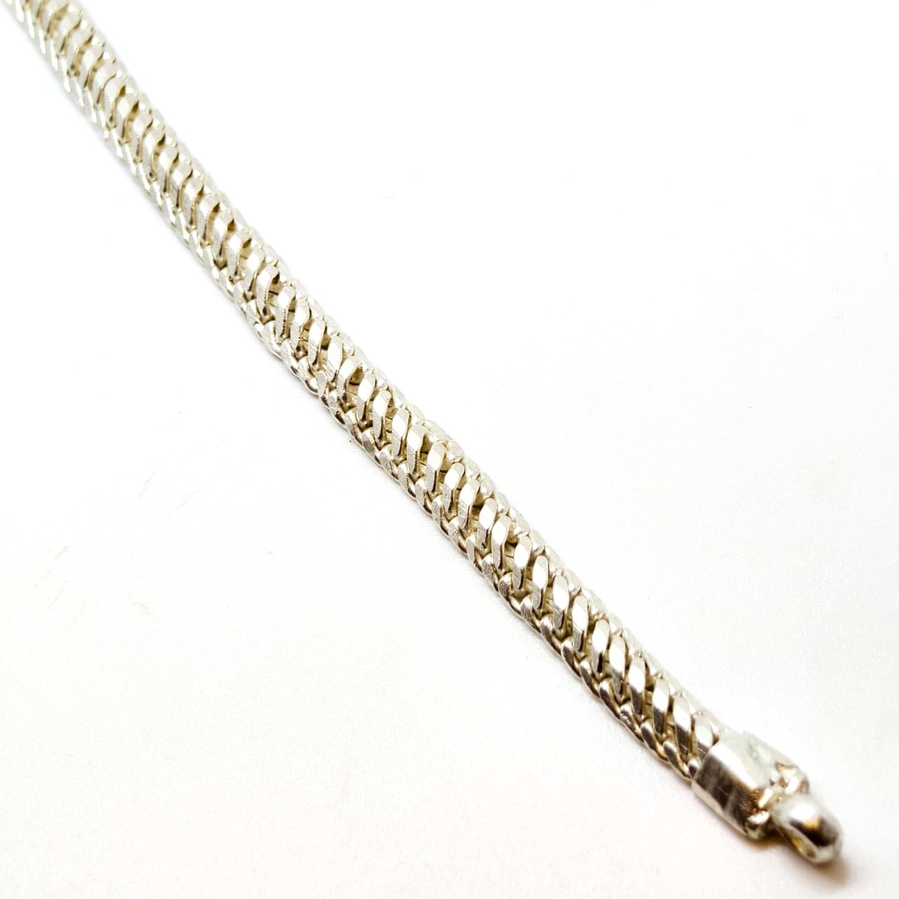 Modern Plain Chain Bracelet - Image 3