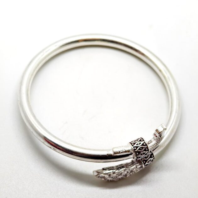 Classic Peacock Feather Silver Kada - Image 3