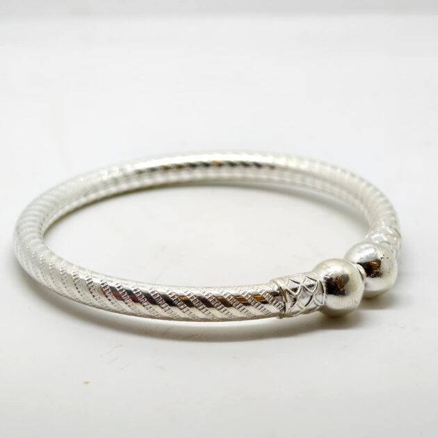 Open-Ended Silver Kada - Image 3