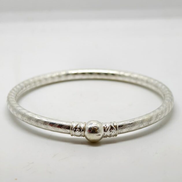 Bold Cuff Silver Kada