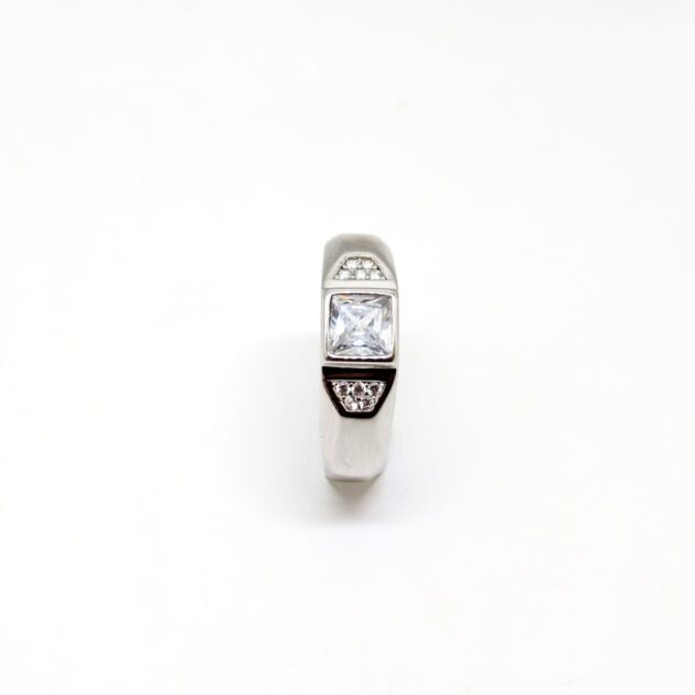 Serenity Leaf Silver Ring - Image 2
