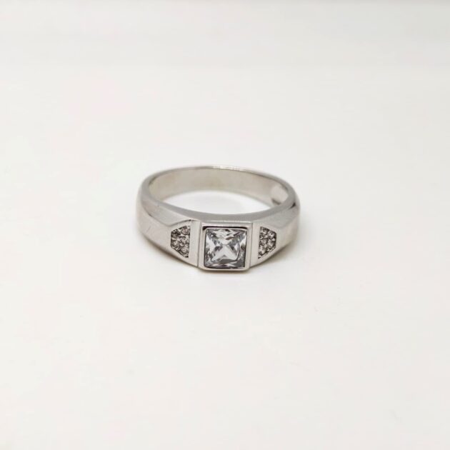 Serenity Leaf Silver Ring - Image 3
