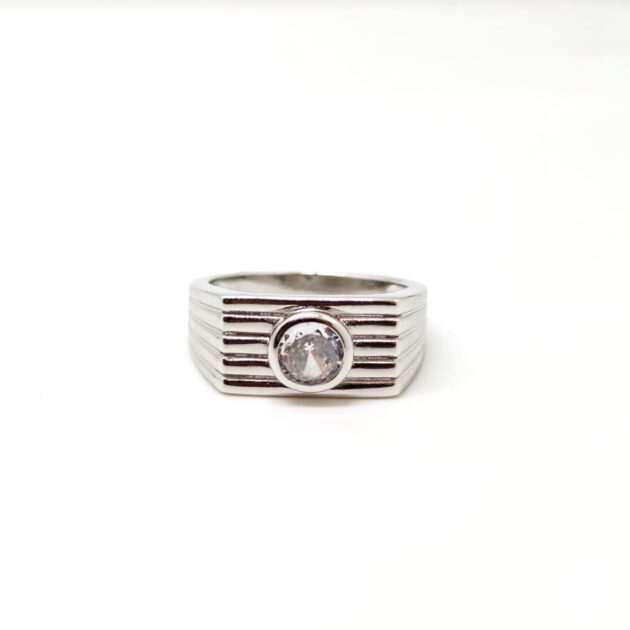 Auric Curve Silver Ring - Image 3