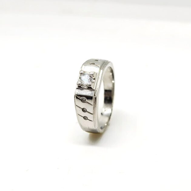 Sacred Knot Silver Ring - Image 2