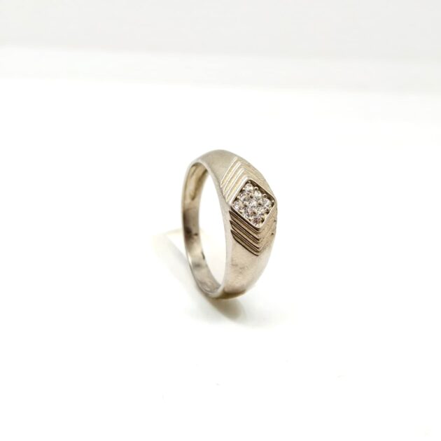 Eternal Loop Silver Ring