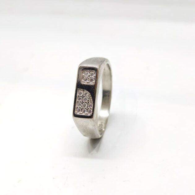 Sacred Knot Silver Ring - Image 2
